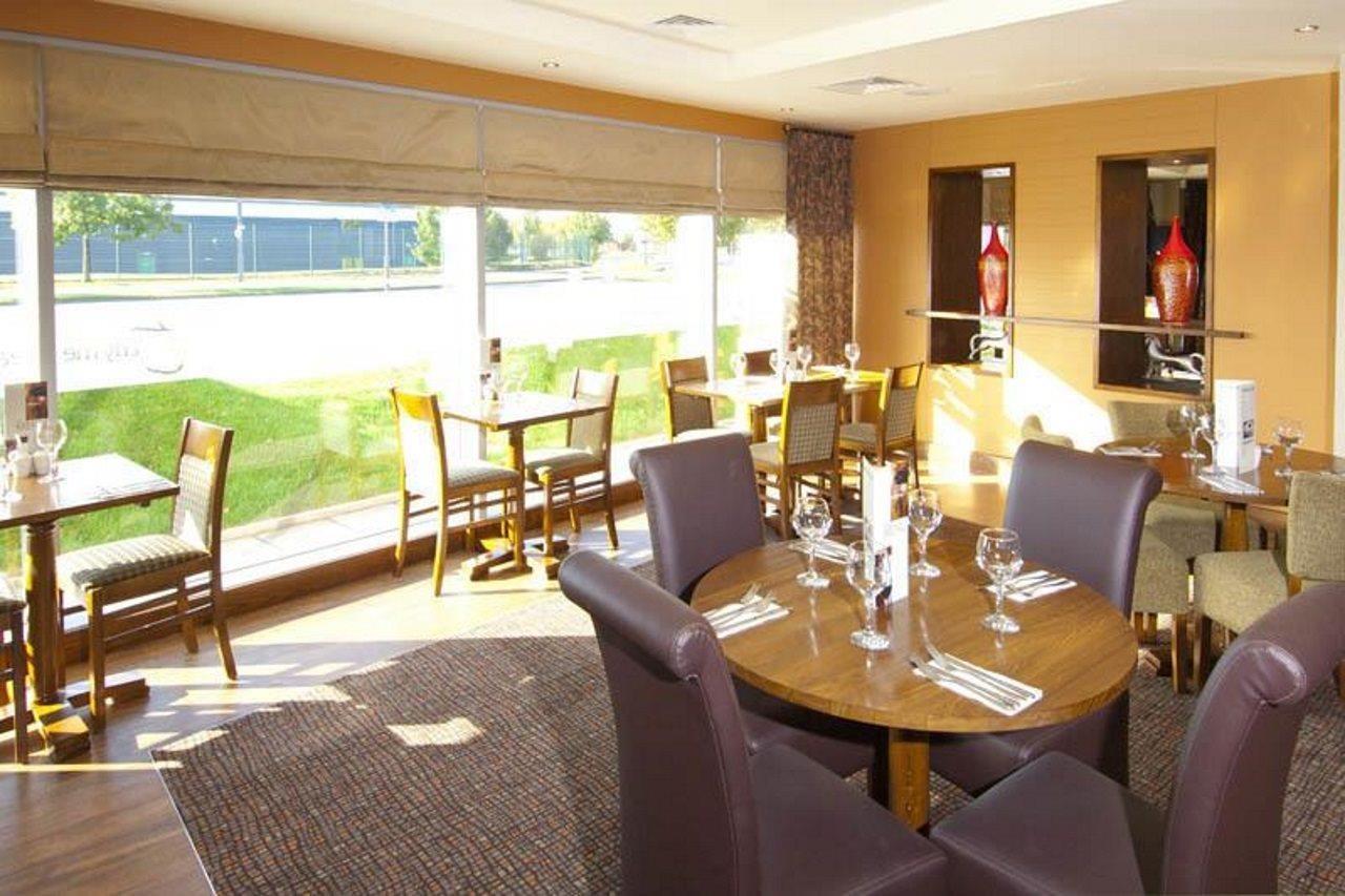Premier Inn Liverpool John Lennon Airport Speke Eksteriør bilde